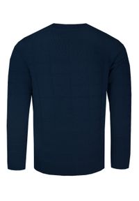 Męski Sweter Pako Jeans - Tłoczona Struktura Materiału - Granatowy. Kolor: niebieski. Materiał: akryl, bawełna. Styl: elegancki, klasyczny #3