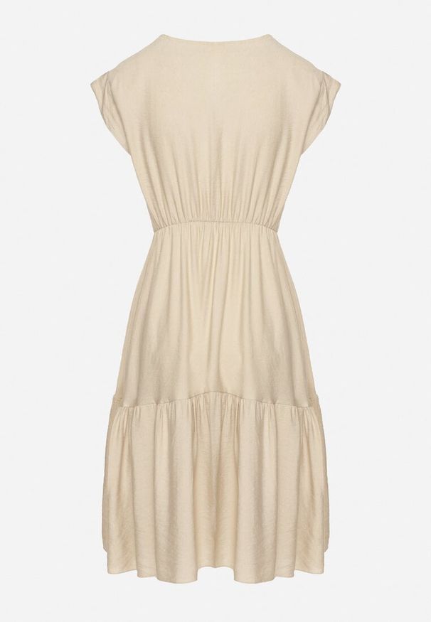 Born2be - Beżowa Wiskozowa Sukienka o Rozkloszowanym Kroju Lizena. Okazja: na co dzień, na imprezę. Kolor: beżowy. Materiał: wiskoza. Sezon: wiosna, lato. Styl: casual, klasyczny