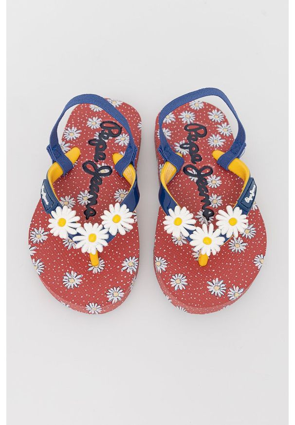 Pepe Jeans sandały dziecięce kolor czerwony. Kolor: czerwony. Materiał: materiał. Obcas: na obcasie. Wysokość obcasa: niski
