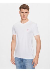 Guess T-Shirt M2YI24 J1314 Biały Slim Fit. Kolor: biały. Materiał: bawełna