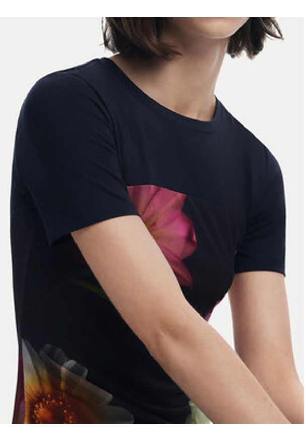 Desigual Sukienka codzienna Hamburgo 25SWVK14 Czarny Slim Fit. Okazja: na co dzień. Kolor: czarny. Materiał: bawełna, syntetyk. Typ sukienki: proste. Styl: casual
