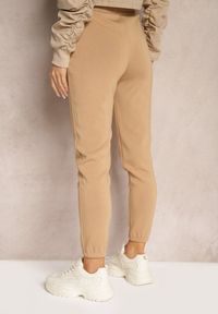 Renee - Beżowe Klasyczne Spodnie Dresowe z Elastyczną Gumką w Pasie Lerinde. Okazja: na co dzień. Kolor: beżowy. Materiał: dresówka. Styl: klasyczny #5