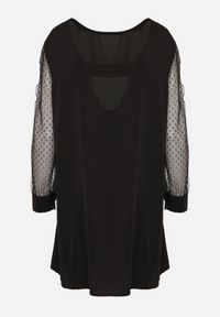 Born2be - Czarna Trapezowa Sukienka z Transparentnymi Rękawami i Wycięciem na Plecach Sannara. Okazja: na co dzień. Kolor: czarny. Materiał: jeans. Typ sukienki: trapezowe. Styl: klasyczny, casual, elegancki #2