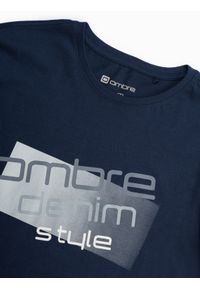 Ombre Clothing - T-shirt męski bawełniany z nadrukiem - granatowy V3 S1749 - XL. Kolor: niebieski. Materiał: bawełna. Długość rękawa: krótki rękaw. Długość: krótkie. Wzór: nadruk. Styl: klasyczny #4