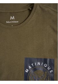 Matinique T-Shirt 30206699 Brązowy Regular Fit. Kolor: brązowy. Materiał: bawełna