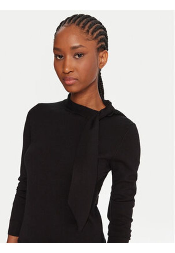 Marella Sweter Osaka 2525366061000 Czarny Regular Fit. Kolor: czarny. Materiał: wiskoza