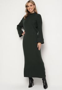 Born2be - Zielona Sweterkowa Sukienka z Wiskozą i Wywiniętymi Rękawami Gebiga. Okazja: na co dzień. Kolor: zielony. Materiał: wiskoza. Styl: klasyczny, elegancki, casual #3