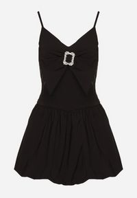 Born2be - Czarna Sukienka Bombka na Cienkich Ramiączkach z Kokardą i Cyrkoniami Paliandria. Okazja: na imprezę. Typ kołnierza: kokarda. Kolor: czarny. Długość rękawa: na ramiączkach. Wzór: aplikacja. Sezon: lato. Typ sukienki: bombki. Styl: elegancki #2