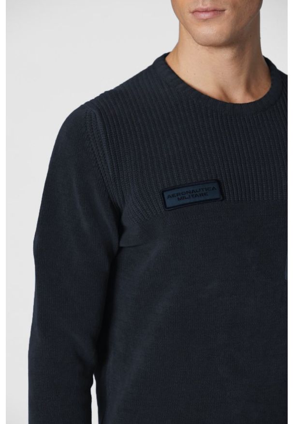 Aeronautica Militare - AERONAUTICA MILITARE Granatowy sweter męski 242MA1515L539. Kolor: niebieski