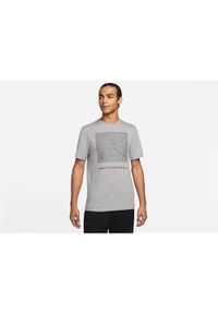 Koszulka sportowa męska Nike Air Jordan Jumpman Grapfic. Kolor: szary. Materiał: bawełna. Długość rękawa: krótki rękaw. Długość: krótkie. Sport: fitness
