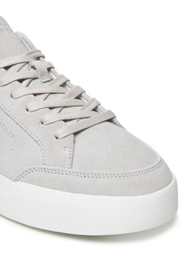 TOMMY HILFIGER - Tommy Hilfiger Sneakersy Th Court Summer Suede FM0FM05517 Szary. Kolor: szary. Materiał: zamsz, skóra