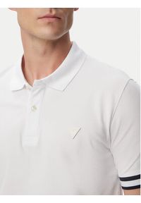 Guess Polo M6GP60 K3076 Biały Regular Fit. Typ kołnierza: polo. Kolor: biały. Materiał: bawełna #4