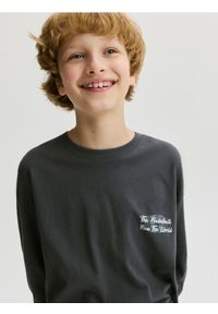 Reserved - Bawełniany longsleeve z nadrukiem - ciemnoszary. Kolor: szary. Materiał: bawełna. Długość rękawa: długi rękaw. Wzór: nadruk