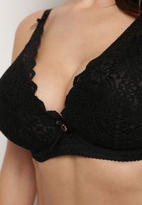 Renee - Czarny Biustonosz z Efektem Push Up Quinata. Kolor: czarny. Rodzaj stanika: push-up