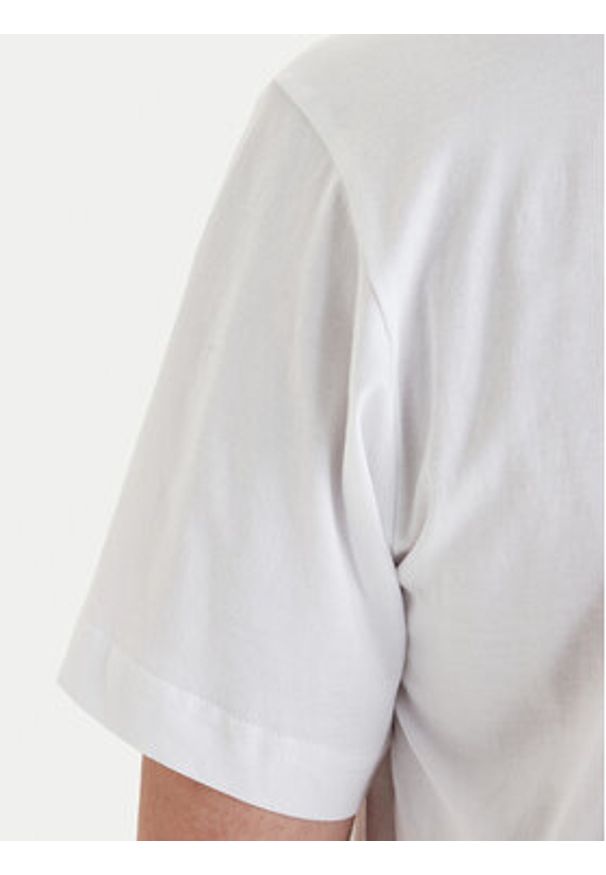 Versace Jeans Couture T-Shirt 80GAHT05 CJ00T Biały Regular Fit. Kolor: biały. Materiał: bawełna