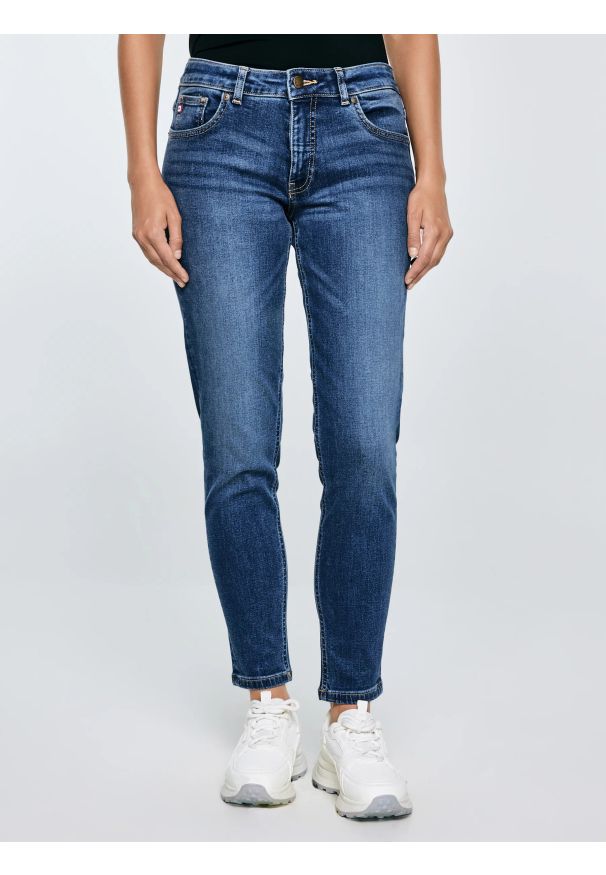 Big-Star - Jeansy damskie niebieskie Maggie 356. Okazja: na co dzień. Kolor: niebieski. Styl: casual, klasyczny