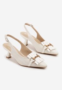 Renee - Białe Sandały na Kaczuszce Typu Slingback Ozdobione Klamrą Tolirea. Okazja: na co dzień. Zapięcie: klamry. Kolor: biały. Wzór: aplikacja. Obcas: na szpilce. Styl: casual, klasyczny, elegancki. Wysokość obcasa: średni #2