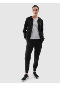 4f - 4F Bluza dresowa rozpinana z kapturem damska - czarna XS. Okazja: na co dzień. Typ kołnierza: kaptur. Kolor: czarny. Materiał: dresówka. Wzór: gładki, ze splotem. Styl: sportowy, casual