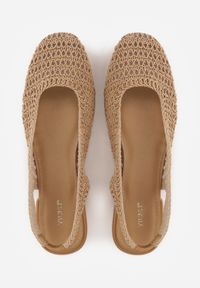 Born2be - Ciemnobeżowe Szydełkowe Balerinki VICES z Odkrytą Piętą Jilryss. Okazja: na co dzień. Zapięcie: bez zapięcia. Kolor: beżowy. Materiał: len. Styl: boho, casual, elegancki #3