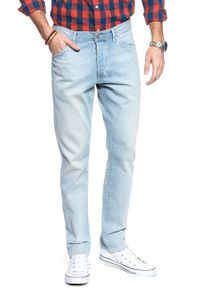 Wrangler - WRANGLER SPODNIE MĘSKIE SLIDER ICY BLUE W18RFH27D