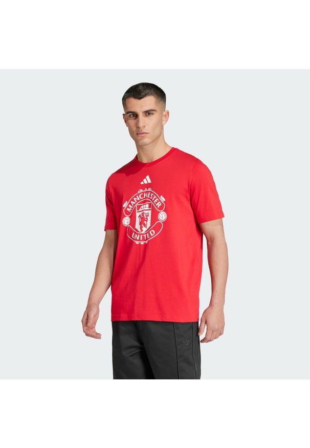 Adidas - Koszulka Manchester United DNA Graphic. Kolor: czerwony