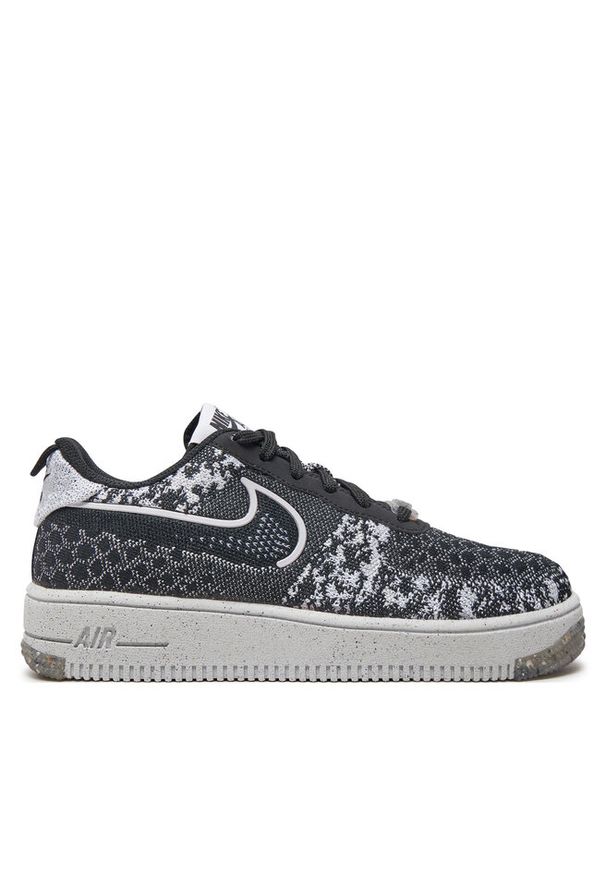 Sneakersy Nike. Kolor: czarny