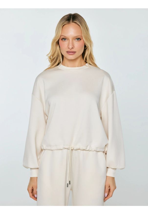 Big-Star - Bluza damska z wiskozy kremowa Lunara 102. Okazja: do domu. Kolor: kremowy. Materiał: wiskoza. Długość: długie. Styl: elegancki, sportowy