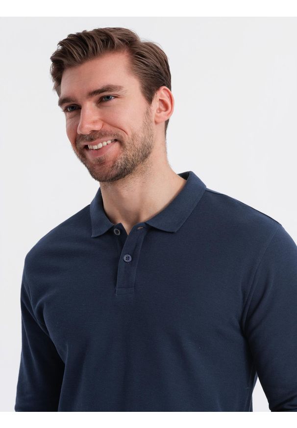Ombre Clothing - Męski longsleeve BASIC z kołnierzykiem polo – granatowy V3 OM-POBL-0114 - XXL. Okazja: na co dzień, do pracy. Typ kołnierza: polo. Kolor: niebieski. Materiał: dzianina, bawełna. Długość rękawa: długi rękaw. Wzór: ze splotem. Styl: elegancki, casual