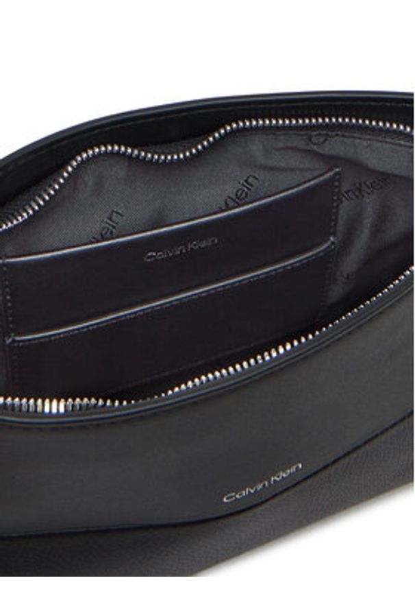 Calvin Klein Torebka Ck Mixmedia Convertible Sm Bag K60K613009 Czarny. Kolor: czarny. Materiał: skórzane