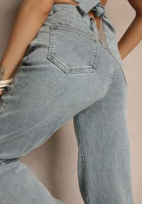 Renee - Jasnoniebieskie Jeansy High Waist z Szeroką Nogawką ErIdell. Okazja: na co dzień, na spotkanie biznesowe. Stan: podwyższony. Kolor: niebieski. Styl: biznesowy, elegancki, casual