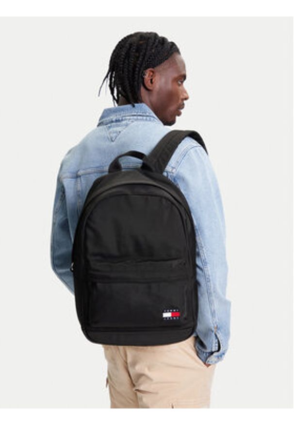 Tommy Jeans Plecak Tjm Ess Daily Dome Backpack AM0AM13400 Czarny. Kolor: czarny. Materiał: materiał