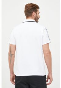 Guess polo męski kolor biały z aplikacją. Typ kołnierza: polo. Kolor: biały. Wzór: aplikacja #3