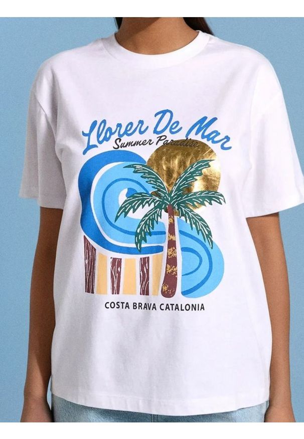 Sinsay - Koszulka z wakacyjnym nadrukiem - biały. Kolor: biały. Wzór: nadruk. Styl: wakacyjny