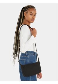 Calvin Klein Jeans Torebka Ultralight Shoulder Bag22 QT K60K610851 Czarny. Kolor: czarny #3