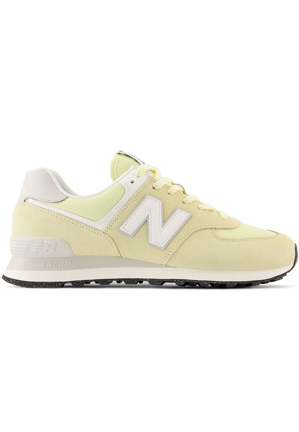 Buty unisex New Balance U574Y2W – żółte. Okazja: na co dzień. Kolor: żółty. Materiał: guma, syntetyk, zamsz, materiał, skóra. Szerokość cholewki: normalna. Model: New Balance 574
