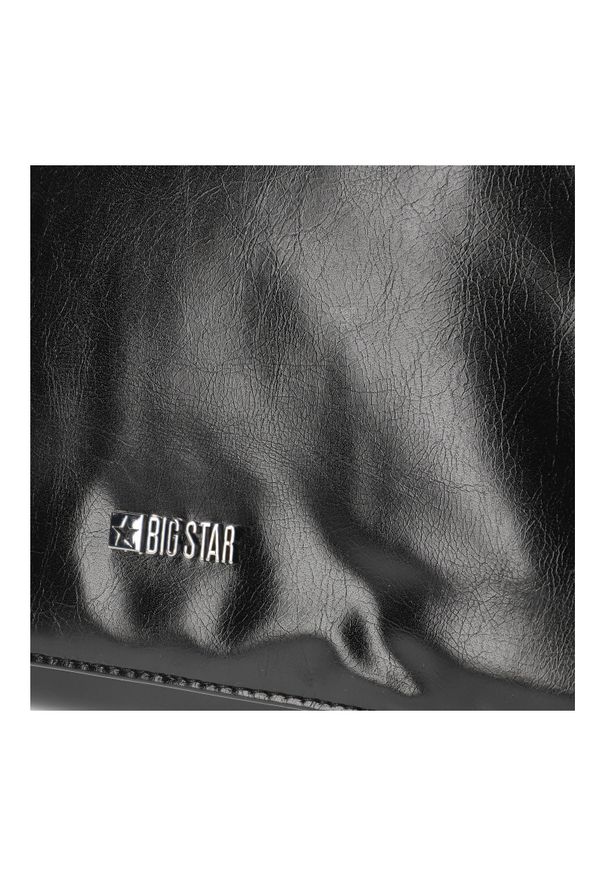 Big-Star - Czarna Torebka Big Star Elegancka Listonoszka Z Klapką. Kolor: czarny. Styl: elegancki. Rodzaj torebki: na ramię