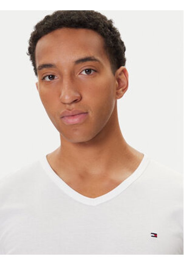 TOMMY HILFIGER - Tommy Hilfiger Komplet 3 t-shirtów UM0UM03637 Biały Regular Fit. Kolor: biały. Materiał: bawełna