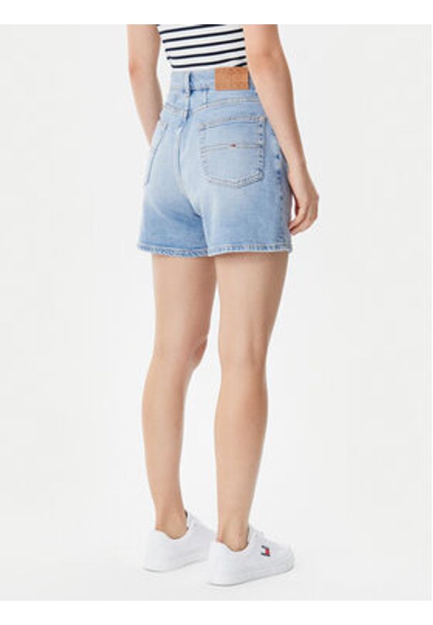 Tommy Jeans Szorty jeansowe DW0DW20091 Niebieski Mom Fit. Kolor: niebieski. Materiał: bawełna