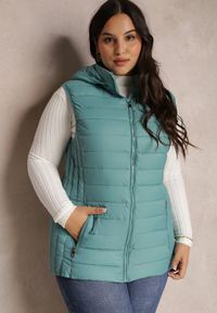 Renee - Miętowa Kamizelka Pikowana z Kapturem Olava. Okazja: do pracy, na uczelnię, na co dzień. Typ kołnierza: kaptur. Kolekcja: plus size. Kolor: miętowy. Materiał: materiał. Wzór: gładki. Styl: casual #4