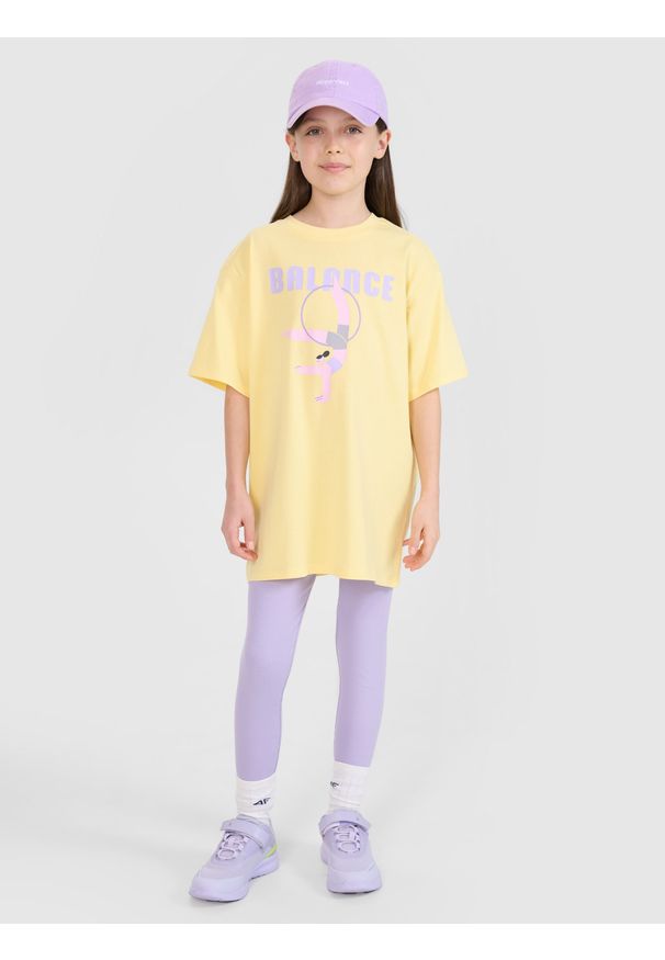 4f - 4F T-shirt oversize z nadrukiem dziewczęcy - żółty 140 (9-10 lat). Okazja: na co dzień. Kolor: żółty. Materiał: bawełna, materiał, jersey. Długość rękawa: krótki rękaw. Długość: krótkie. Wzór: nadruk. Sezon: lato. Styl: klasyczny, elegancki, sportowy, casual