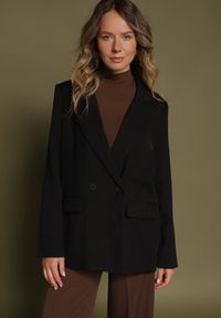 Born2be - Czarna Dwurzędowa Marynarka w Stylu Oversize Clazara. Okazja: na co dzień. Kolor: czarny. Materiał: jeans. Styl: casual #5