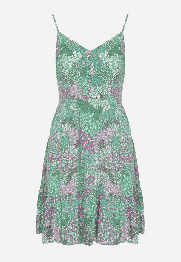 Born2be - Zielona Sukienka z Wiskozy na Ramiączkach z Gumką w Pasie i Ozdobnymi Guzikami Narulla. Kolor: zielony. Materiał: wiskoza. Długość rękawa: na ramiączkach. Sezon: lato