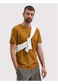 Selected Homme T-Shirt Morgan 16071775 Brązowy Regular Fit. Kolor: brązowy. Materiał: bawełna #6