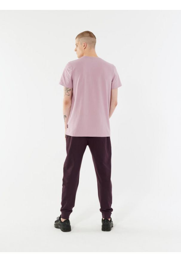 outhorn - T-shirt z nadrukiem męski. Materiał: bawełna, jersey, materiał, elastan. Wzór: nadruk