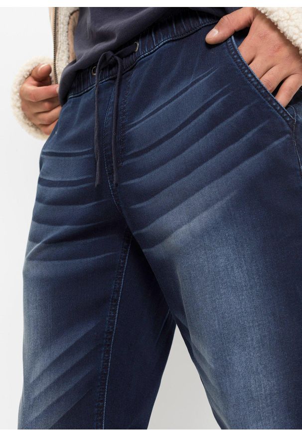 bonprix - Dżinsy dresowe slim fit, straight. Kolor: niebieski