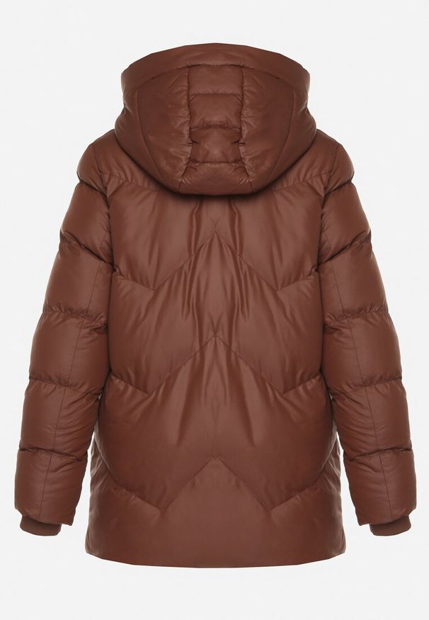 Born2be - Brązowa Pikowana Kurtka z Kapturem Ozdobiona Sznurkami Olittia. Okazja: na co dzień. Typ kołnierza: kaptur. Kolor: brązowy. Wzór: aplikacja. Styl: casual