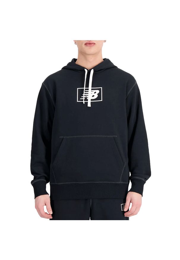 Bluza New Balance MT33508BK - czarna. Okazja: na co dzień. Typ kołnierza: kaptur. Kolor: czarny. Materiał: prążkowany, poliester, bawełna. Styl: klasyczny, casual
