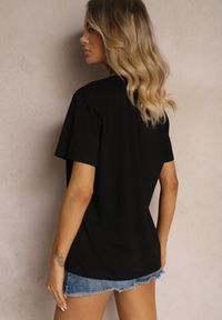 Renee - Czarny T-shirt z Bawełny z Krótkim Rękawem i Nadrukiem Silifea. Kolor: czarny. Materiał: bawełna. Długość rękawa: krótki rękaw. Długość: krótkie. Wzór: nadruk. Styl: klasyczny #2