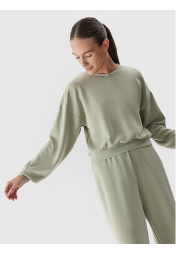 4f - 4F Bluza 4FAW23TSWSF701 Khaki Regular Fit. Kolor: brązowy. Materiał: syntetyk