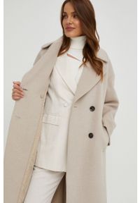 Answear Lab płaszcz wełniany kolor beżowy przejściowy oversize. Kolor: beżowy. Materiał: wełna. Styl: wakacyjny #2